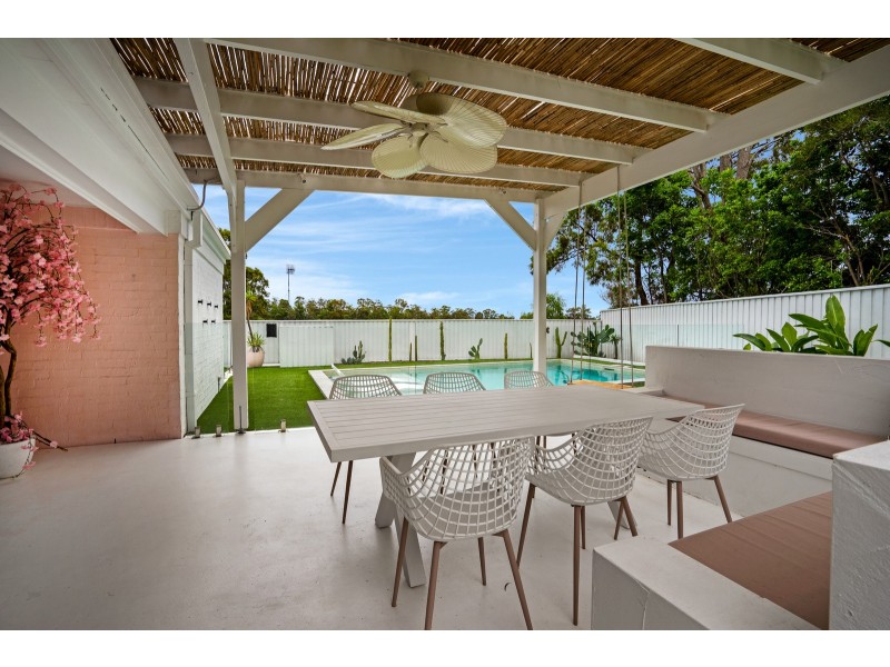 37 Langport Parade, Mudgeeraba QLD 4213