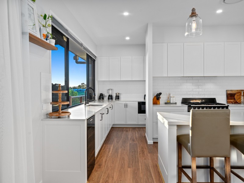 52 Montego Hills Drive, Kingsholme QLD 4208