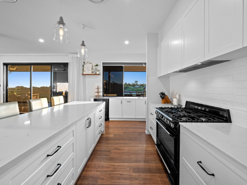 52 Montego Hills Drive, Kingsholme QLD 4208