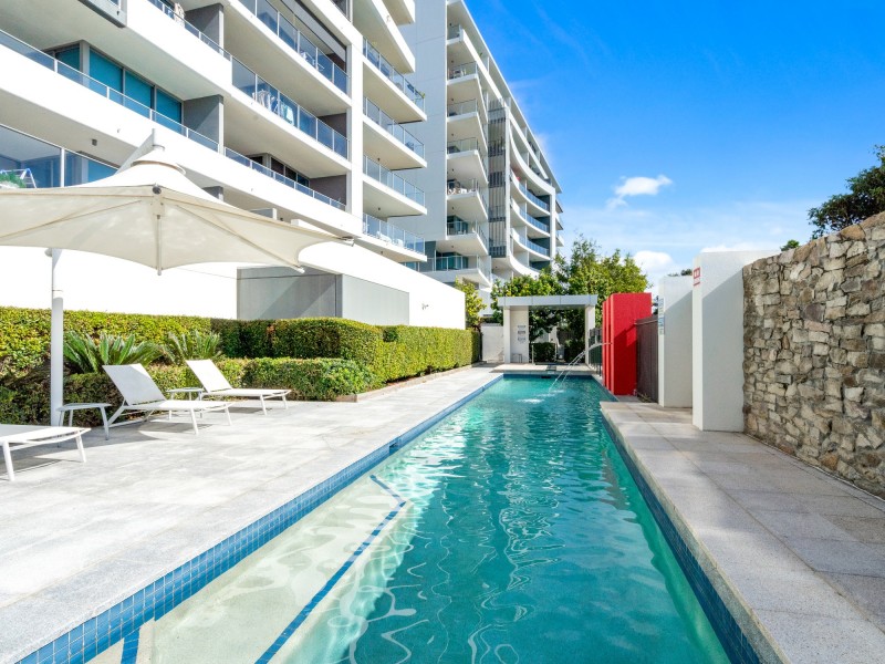 504/11 Compass Drive, Biggera Waters QLD 4216