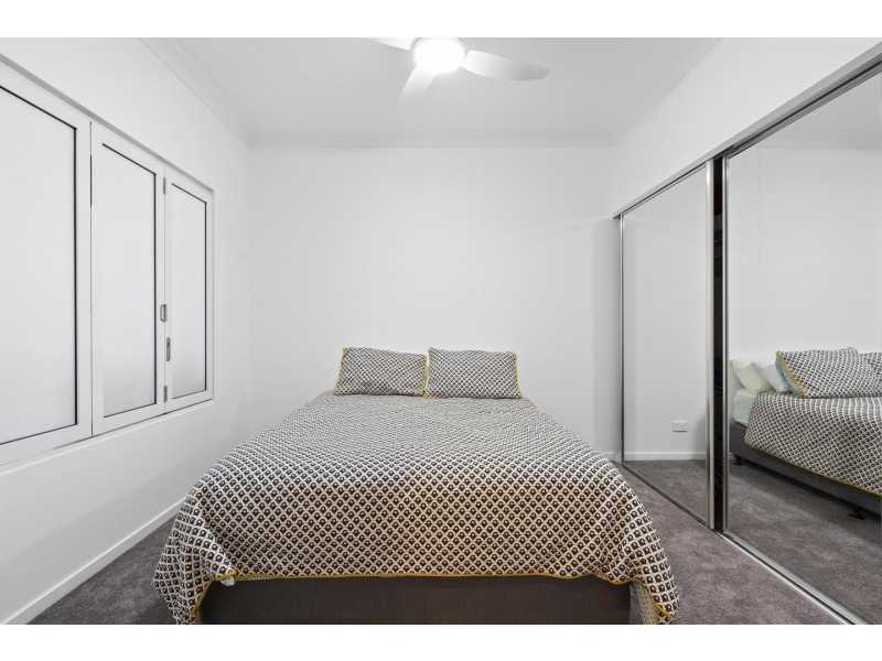 504/11 Compass Drive, Biggera Waters QLD 4216