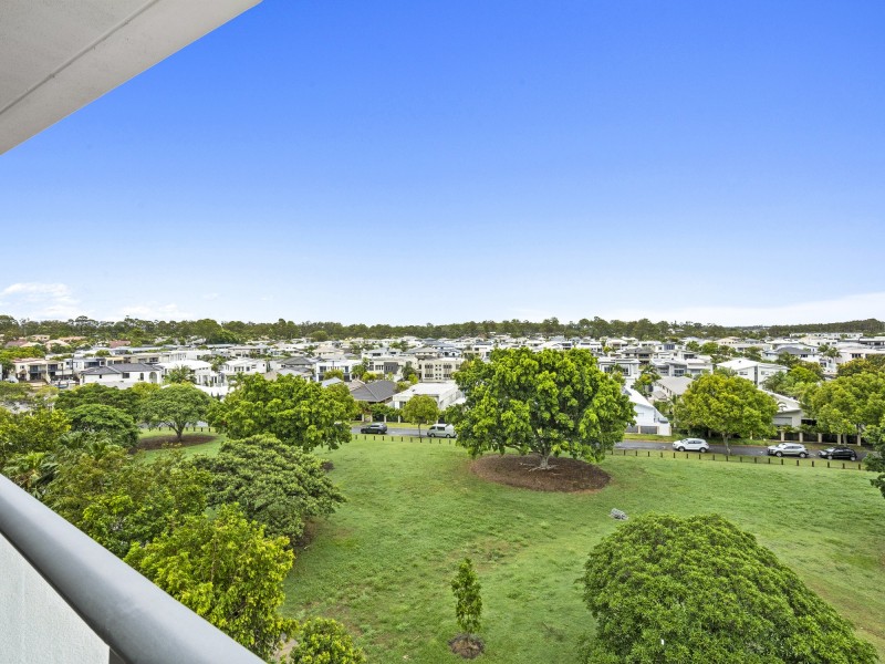 504/11 Compass Drive, Biggera Waters QLD 4216