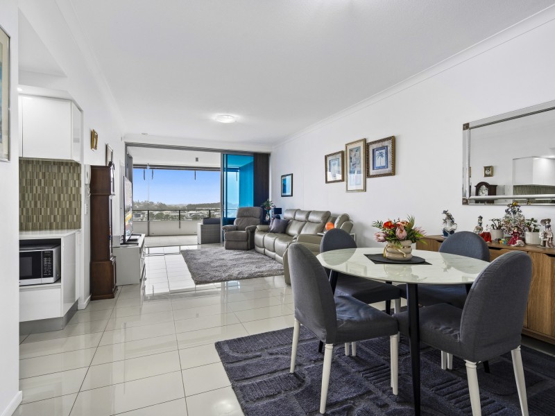 504/11 Compass Drive, Biggera Waters QLD 4216