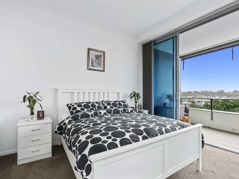 504/11 Compass Drive, Biggera Waters QLD 4216