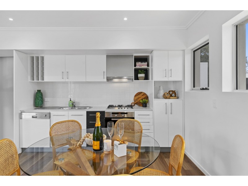 1/9 Watts Drive, Varsity Lakes QLD 4227