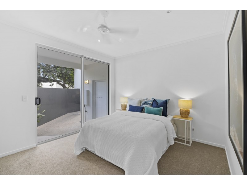 1/9 Watts Drive, Varsity Lakes QLD 4227