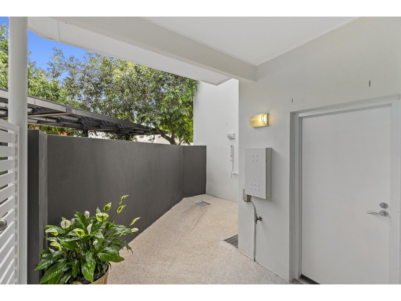 1/9 Watts Drive, Varsity Lakes QLD 4227