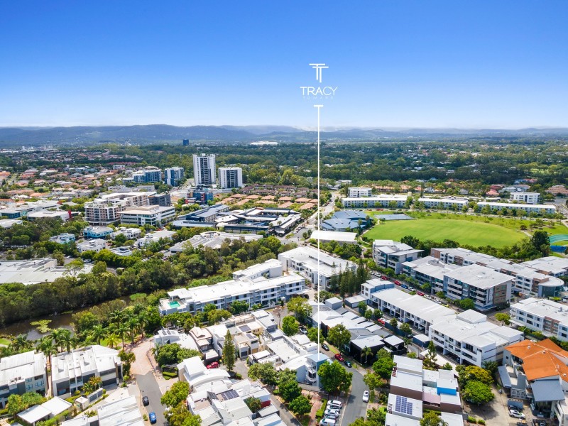 1/9 Watts Drive, Varsity Lakes QLD 4227