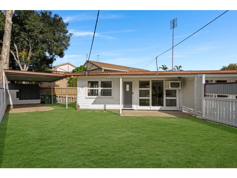 2/20b Brighton Street, Biggera Waters QLD 4216