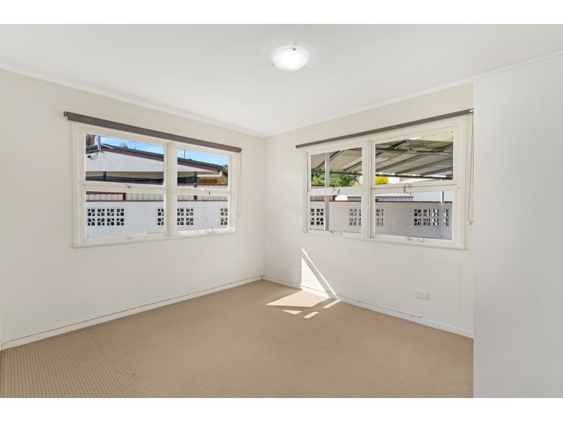 2/20b Brighton Street, Biggera Waters QLD 4216