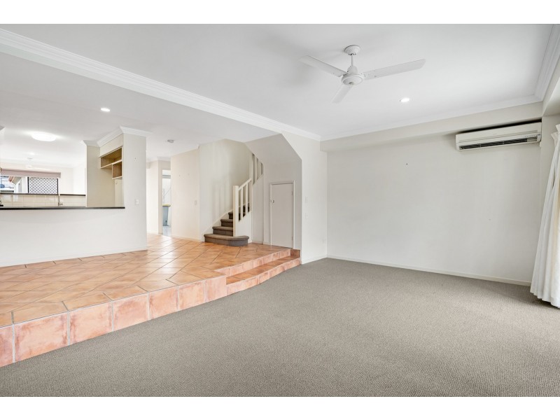 36/2 Bronberg Court, Southport QLD 4215