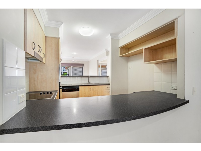 36/2 Bronberg Court, Southport QLD 4215