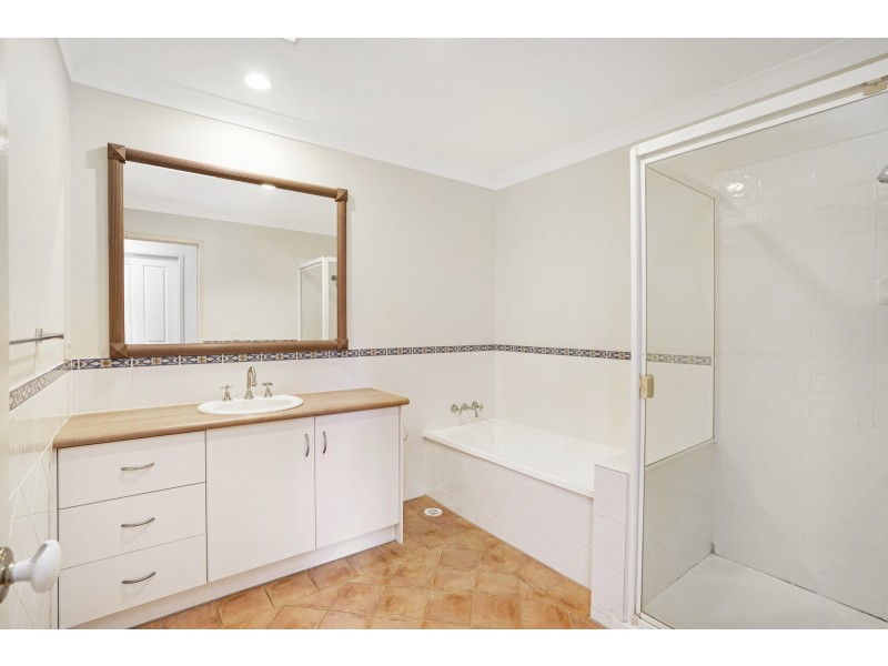 36/2 Bronberg Court, Southport QLD 4215