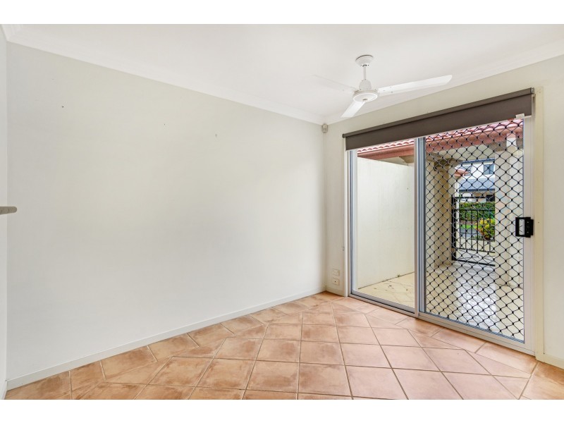 36/2 Bronberg Court, Southport QLD 4215