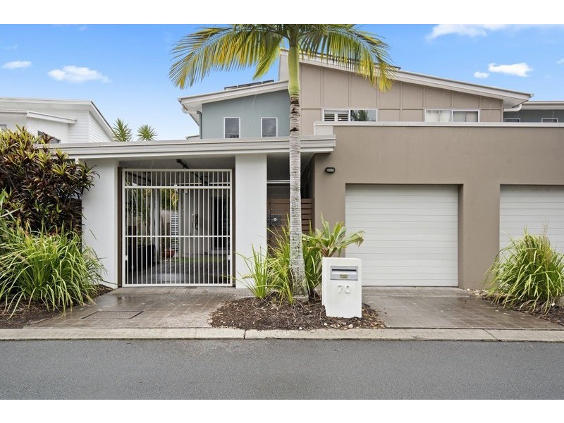 70 Venice Street, Burleigh Waters QLD 4220
