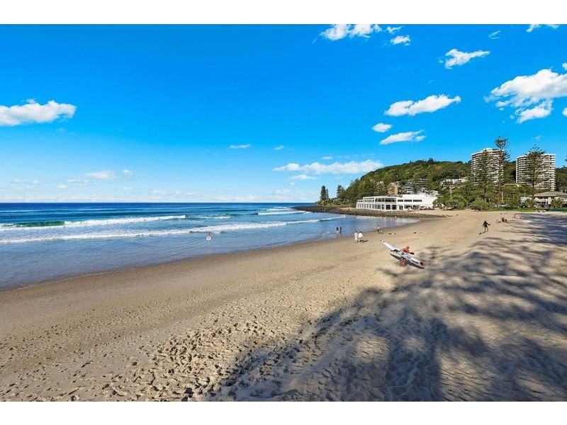70 Venice Street, Burleigh Waters QLD 4220