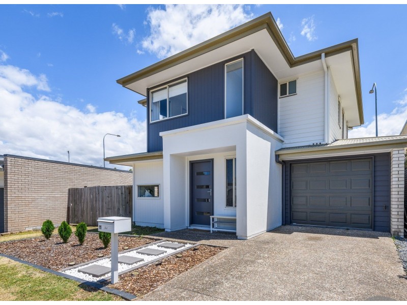 11 Gideon Gardens, Pimpama QLD 4209