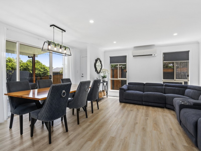 11 Gideon Gardens, Pimpama QLD 4209