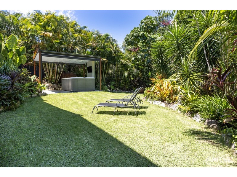 13 Angus Court, Highland Park QLD 4211