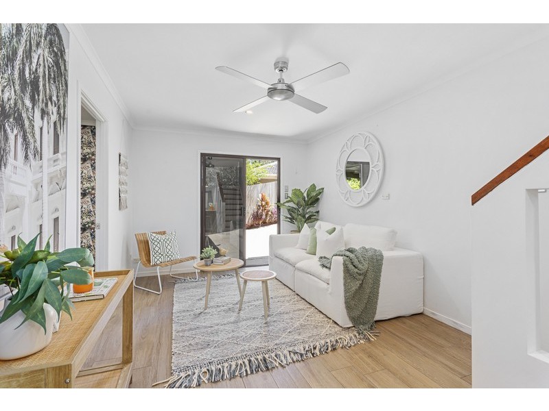 13 Angus Court, Highland Park QLD 4211