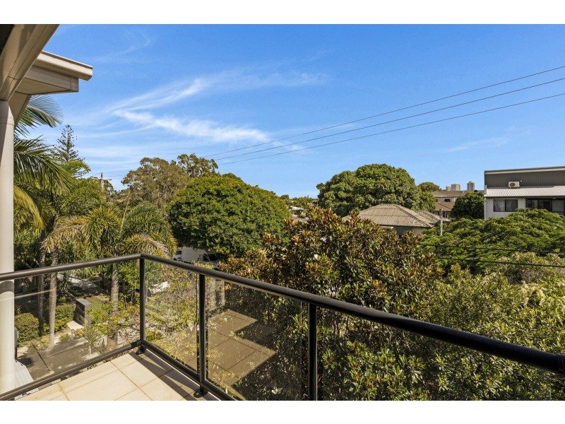 12/24-26 Parker Street, Labrador QLD 4215