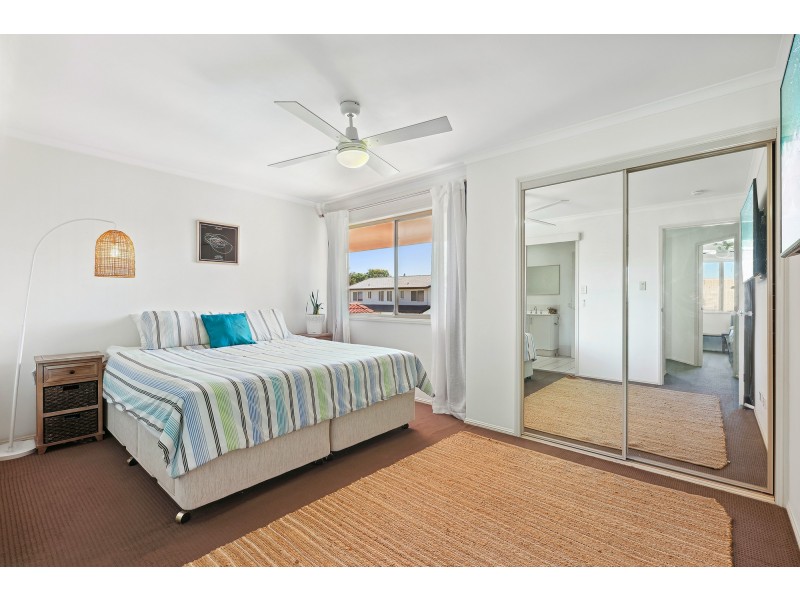 4/259 Christine Avenue, Varsity Lakes QLD 4227