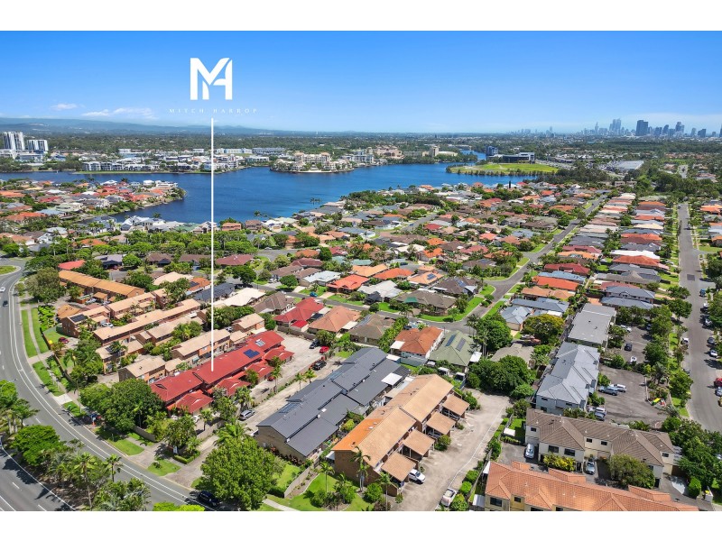 4/259 Christine Avenue, Varsity Lakes QLD 4227