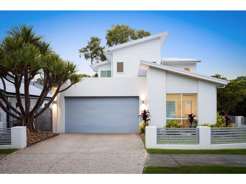 22 Meridien Avenue, Varsity Lakes QLD 4227