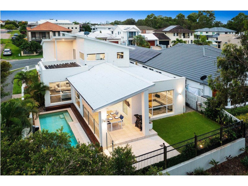 22 Meridien Avenue, Varsity Lakes QLD 4227