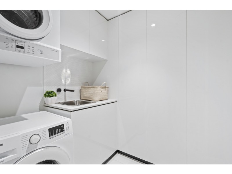 1707/1328 Gold Coast Highway, Palm Beach QLD 4221