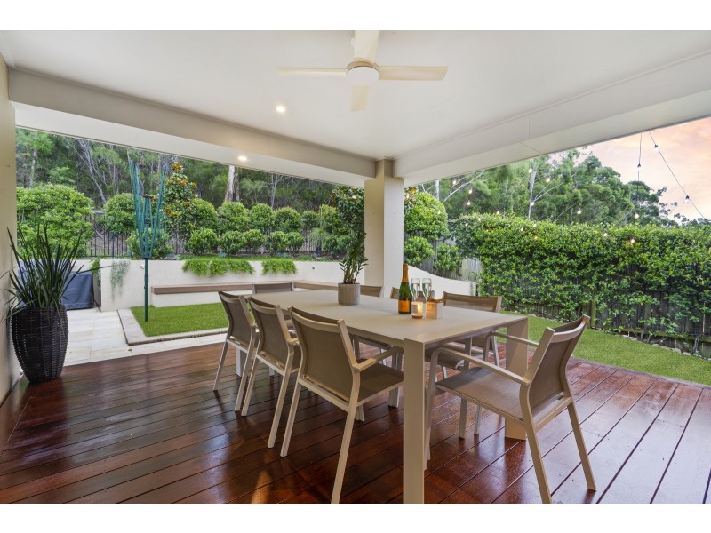18 Skyburnett Street, Reedy Creek QLD 4227