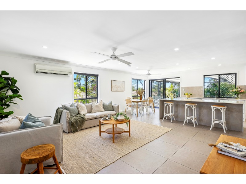 7 Hindmarsh Court, Robina QLD 4226