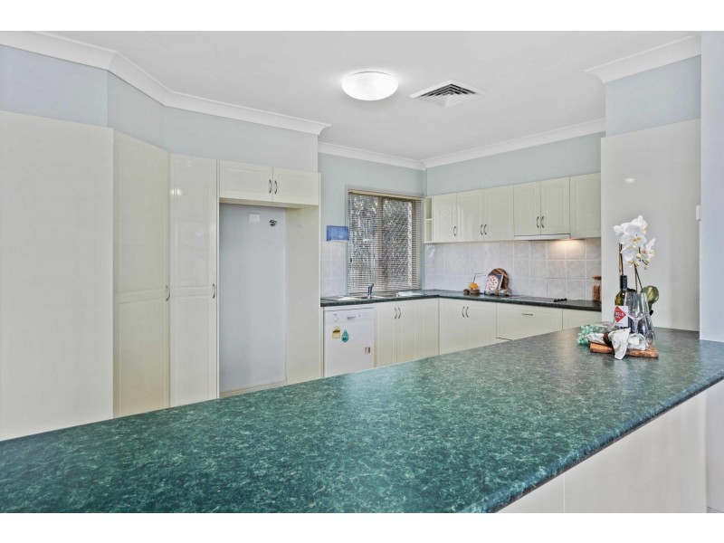 7 Kingston Heath Place, Robina QLD 4226