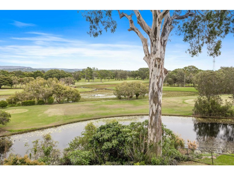 7 Kingston Heath Place, Robina QLD 4226