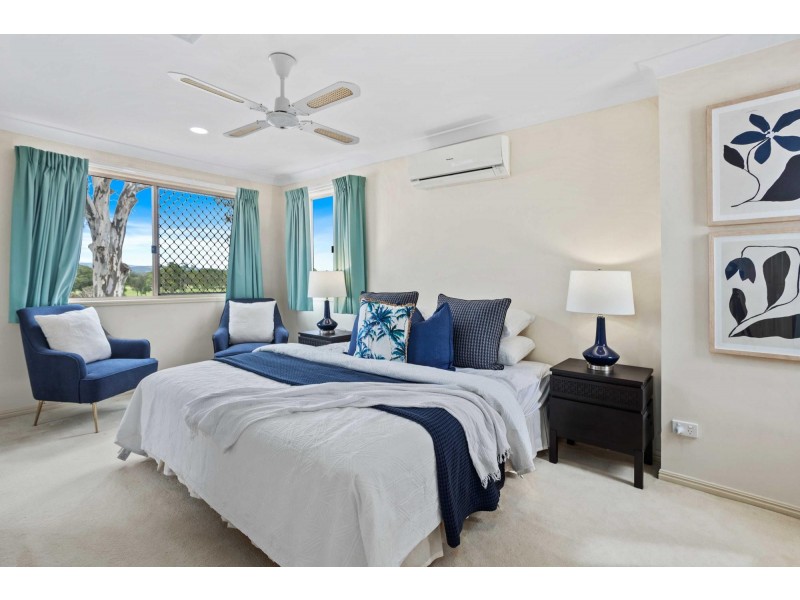 7 Kingston Heath Place, Robina QLD 4226