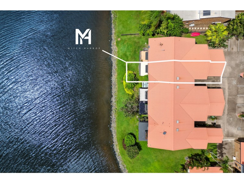 2/6 Lowood Court, Varsity Lakes QLD 4227