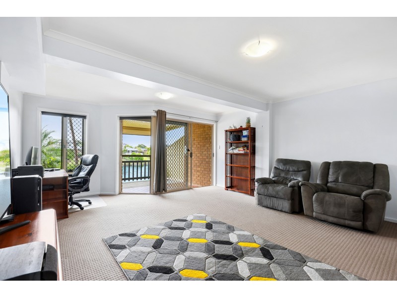 2/6 Lowood Court, Varsity Lakes QLD 4227