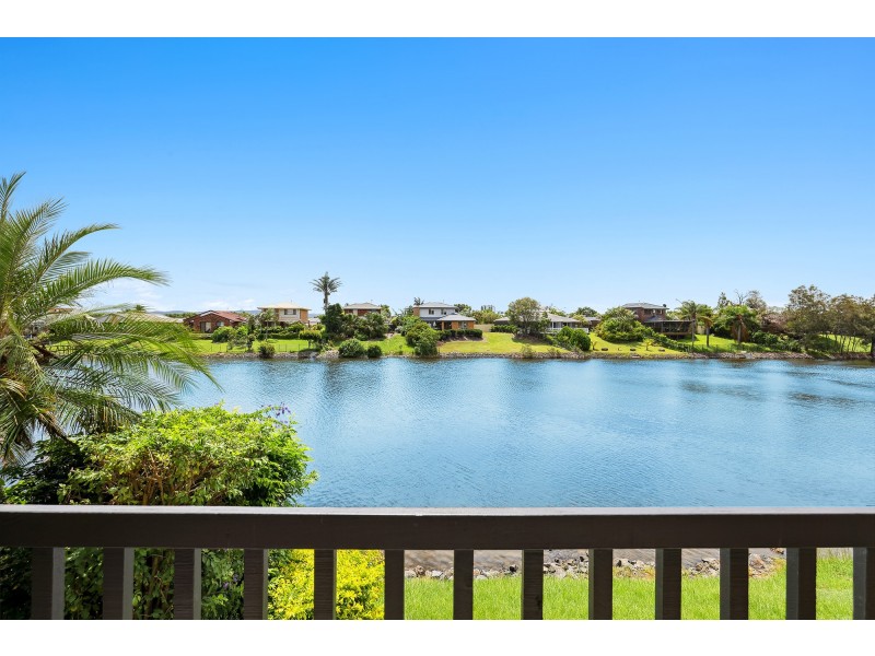2/6 Lowood Court, Varsity Lakes QLD 4227