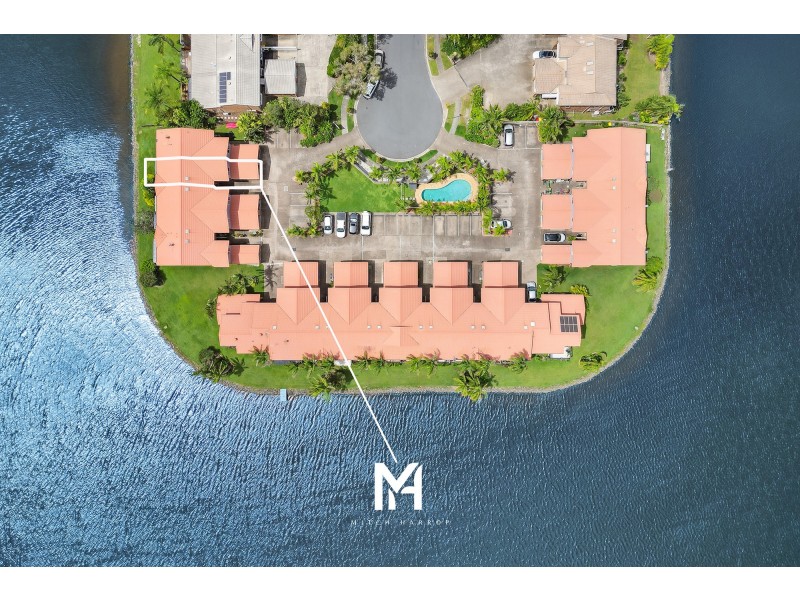 2/6 Lowood Court, Varsity Lakes QLD 4227