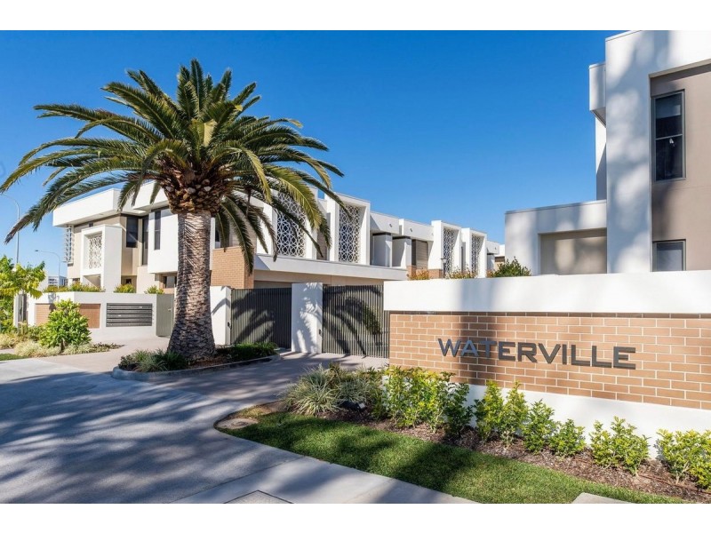 19/37 Sickle Avenue, Hope Island QLD 4212