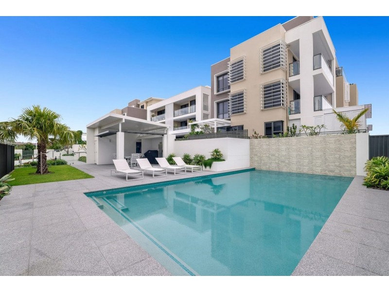 19/37 Sickle Avenue, Hope Island QLD 4212