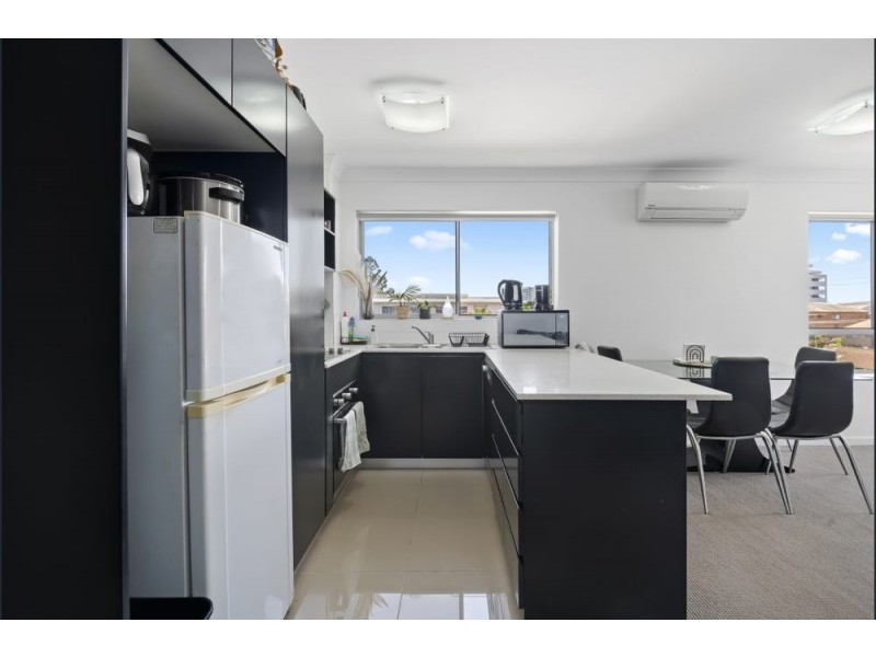 15/14-16 Proud Street, Labrador QLD 4215