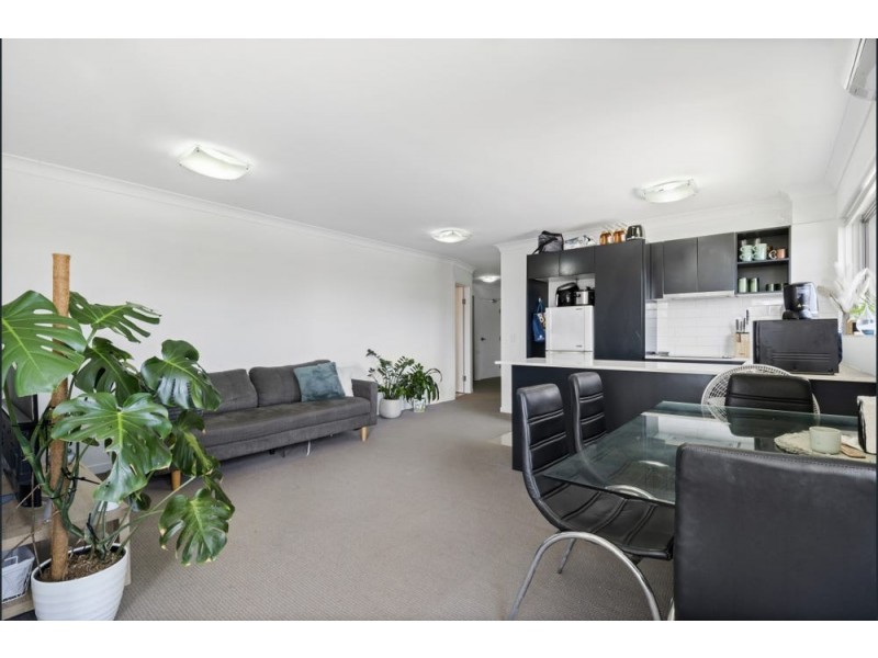 15/14-16 Proud Street, Labrador QLD 4215