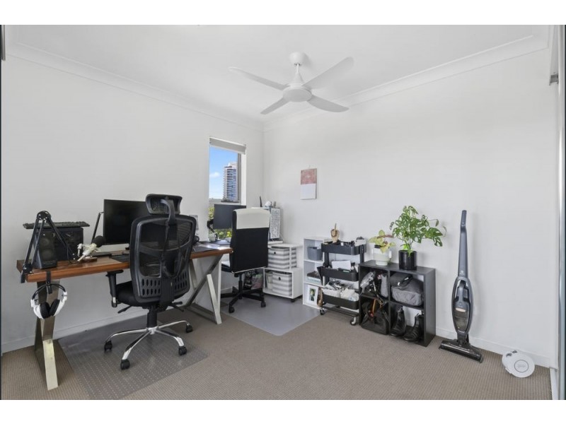 15/14-16 Proud Street, Labrador QLD 4215