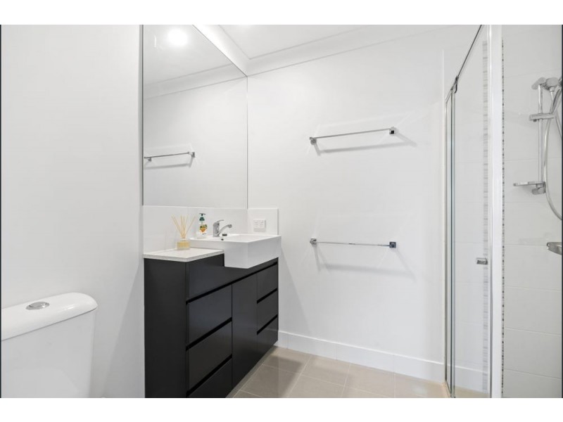 15/14-16 Proud Street, Labrador QLD 4215