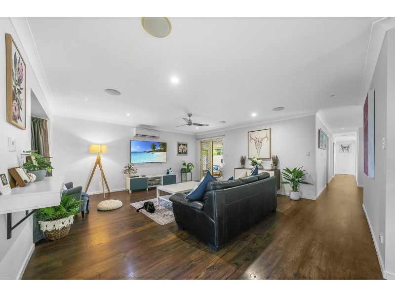 12 Soma Court, Mudgeeraba QLD 4213