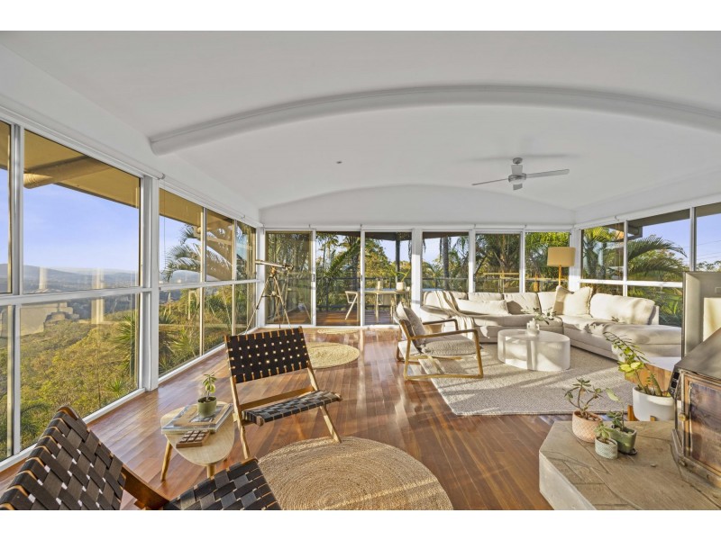 200 Chesterfield Drive, Bonogin QLD 4213