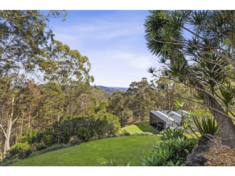 200 Chesterfield Drive, Bonogin QLD 4213