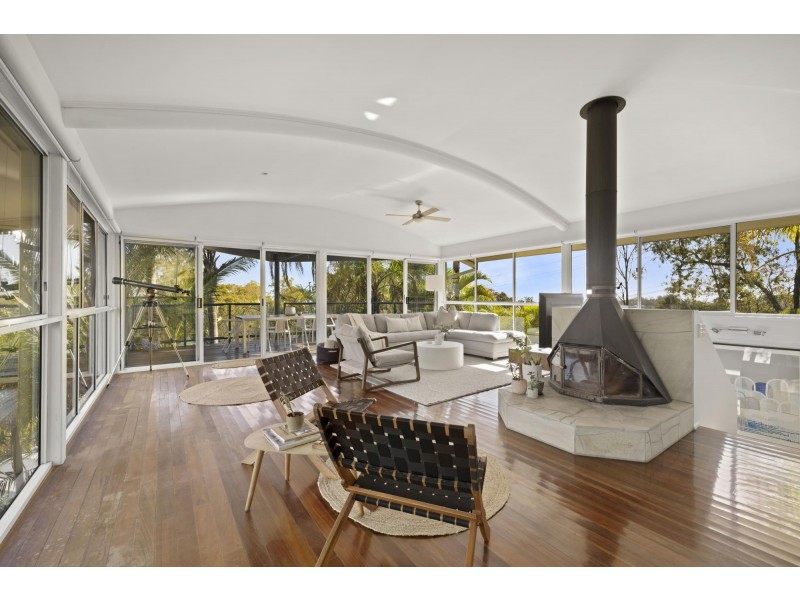 200 Chesterfield Drive, Bonogin QLD 4213