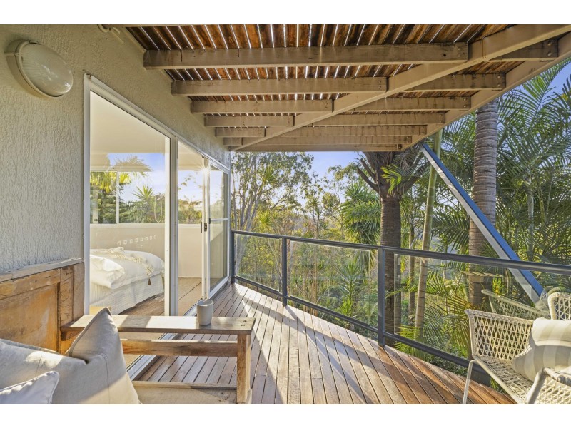 200 Chesterfield Drive, Bonogin QLD 4213